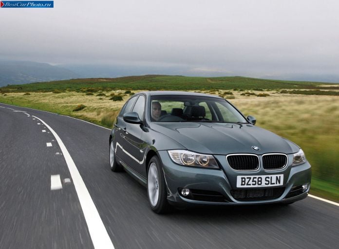 2009 BMW 3-series Sedan UK-version - фотография 5 из 12