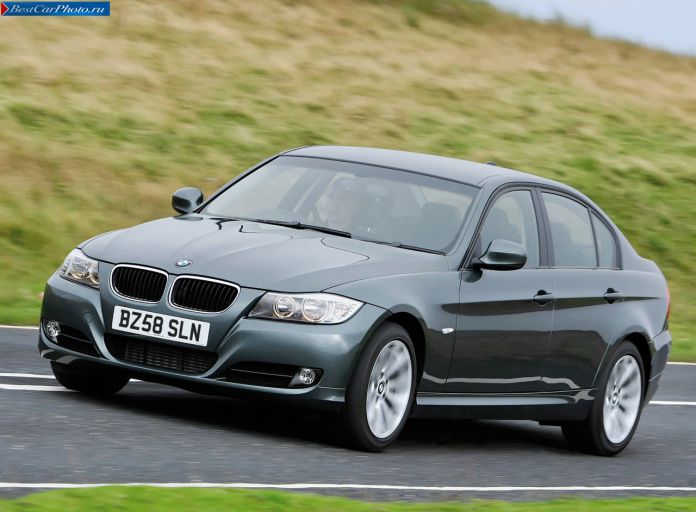 2009 BMW 3-series Sedan UK-version - фотография 6 из 12