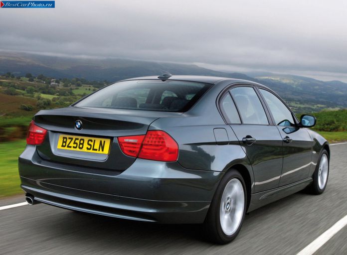 2009 BMW 3-series Sedan UK-version - фотография 10 из 12
