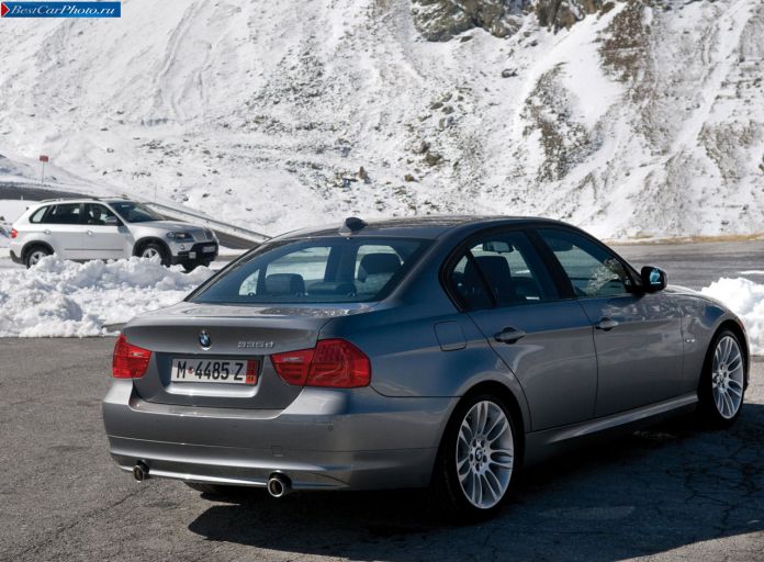 2009 BMW 335d Sedan blueperformance - фотография 22 из 34