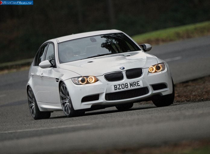 2009 BMW M3 Sedan UK-version - фотография 2 из 14 2009 BMW M3 Sedan UK-version - фотография 2 из 14