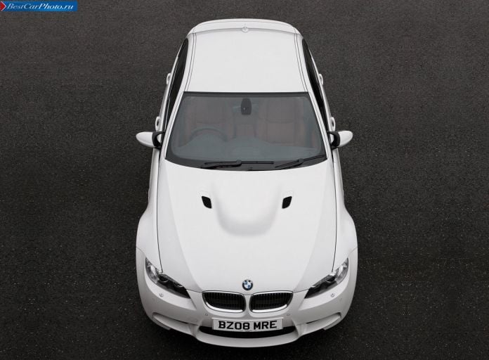 2009 BMW M3 Sedan UK-version - фотография 11 из 14