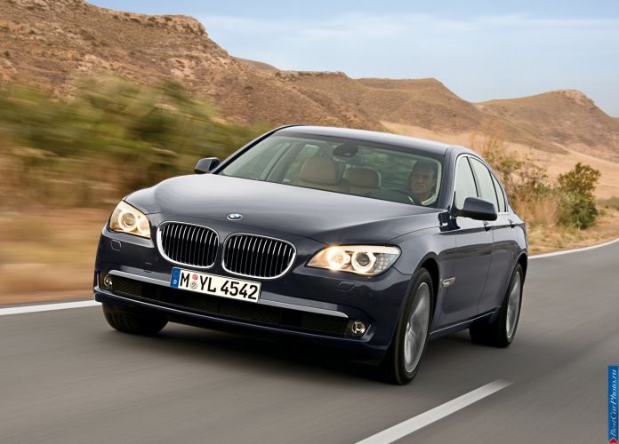 2009 BMW 7-series - фотография 1 из 51
