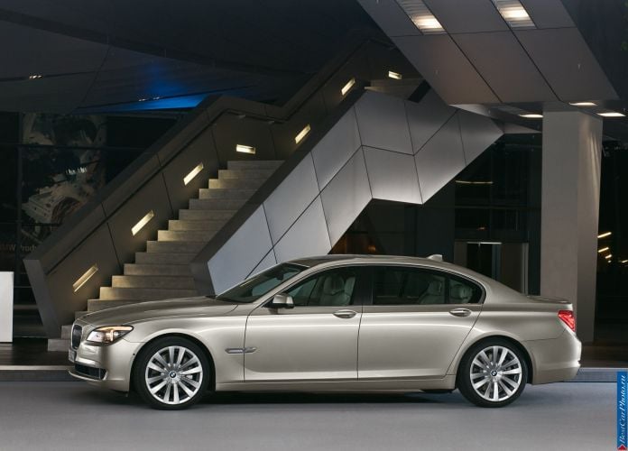 2009 BMW 7-series - фотография 11 из 51 2009 BMW 7-series - фотография 11 из 51