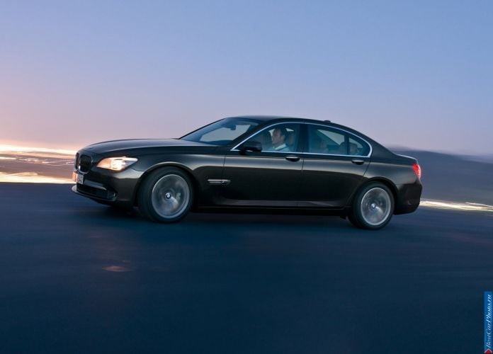 2009 BMW 7-series - фотография 12 из 51