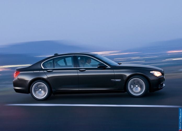 2009 BMW 7-series - фотография 13 из 51