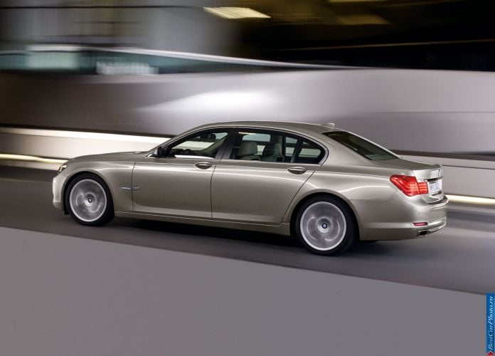 2009 BMW 7-series - фотография 21 из 51