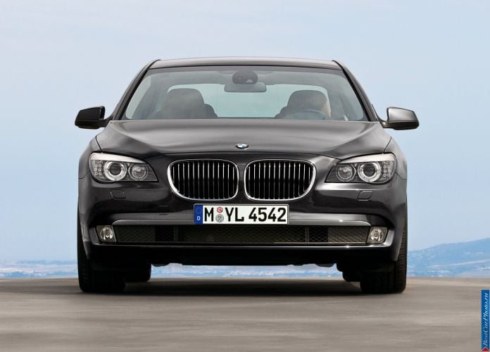 2009 BMW 7-series - фотография 24 из 51