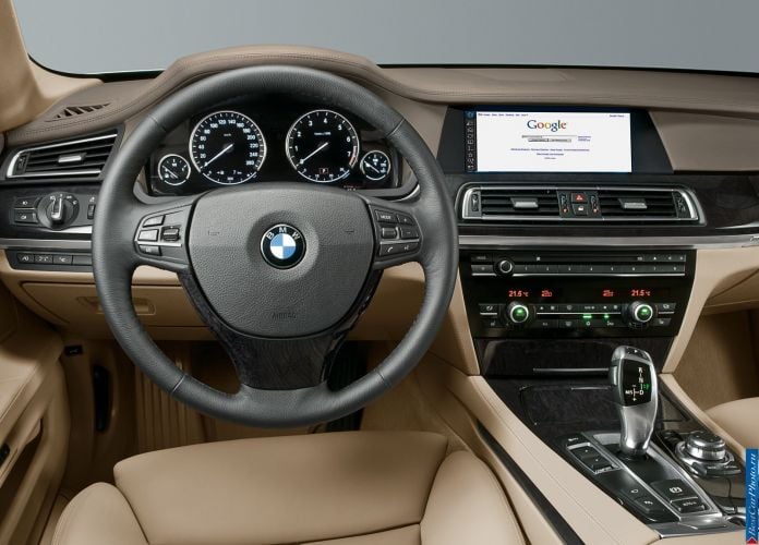 2009 BMW 7-series - фотография 27 из 51