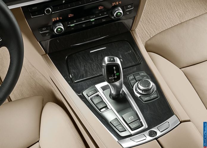 2009 BMW 7-series - фотография 29 из 51 2009 BMW 7-series - фотография 29 из 51
