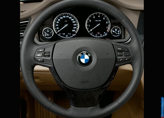 2009 BMW 7-series - фотография 38 из 51 2009 BMW 7-series - фотография 38 из 51