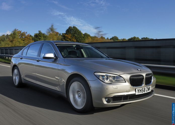 2009 BMW 7-series UK Version - фотография 5 из 15