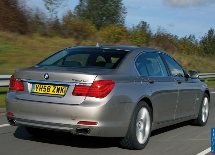 2009 BMW 7-series UK Version - фотография 9 из 15 2009 BMW 7-series UK Version - фотография 9 из 15