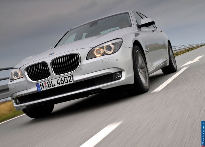 2009 BMW 730d - фотография 7 из 81 2009 BMW 730d - фотография 7 из 81