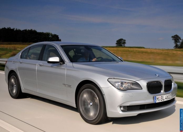 2009 BMW 730d - фотография 19 из 81