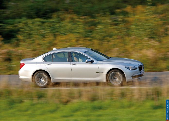 2009 BMW 730d - фотография 21 из 81 2009 BMW 730d - фотография 21 из 81