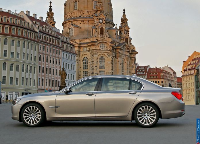 2009 BMW 750Li - фотография 27 из 98 2009 BMW 750Li - фотография 27 из 98
