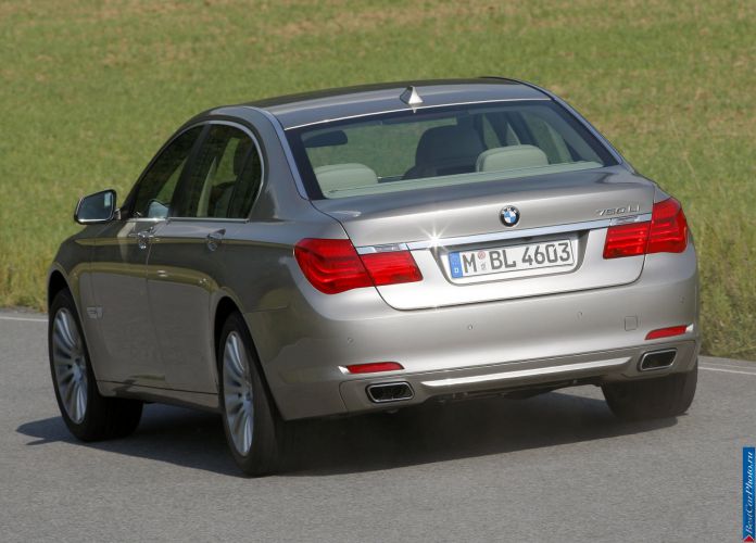 2009 BMW 750Li - фотография 43 из 98 2009 BMW 750Li - фотография 43 из 98