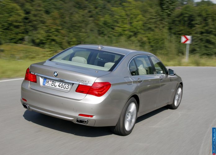 2009 BMW 750Li - фотография 48 из 98 2009 BMW 750Li - фотография 48 из 98