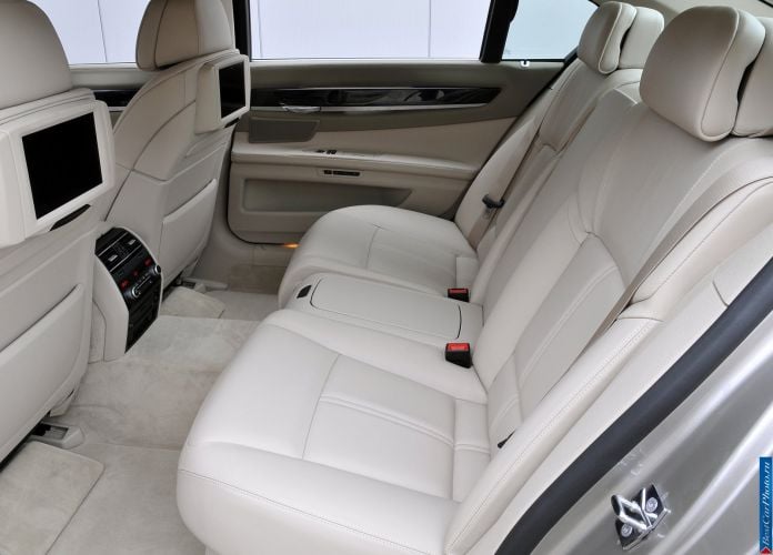 2009 BMW 750Li - фотография 67 из 98 2009 BMW 750Li - фотография 67 из 98