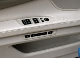 bmw_2009_750Li_083.jpg