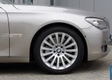 bmw_2009_750Li_086.jpg