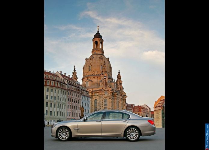 2009 BMW 750Li - фотография 93 из 98 2009 BMW 750Li - фотография 93 из 98