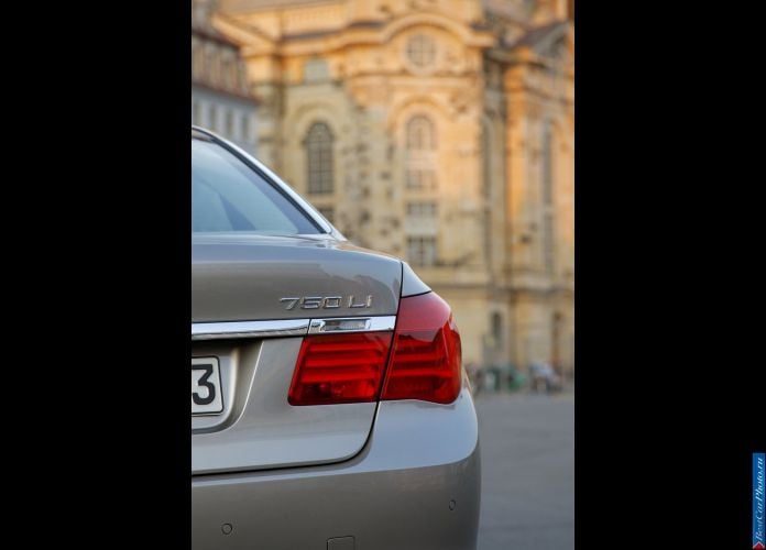 2009 BMW 750Li - фотография 95 из 98 2009 BMW 750Li - фотография 95 из 98