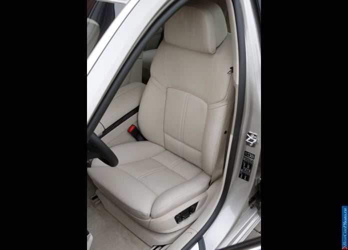 2009 BMW 750Li - фотография 97 из 98 2009 BMW 750Li - фотография 97 из 98