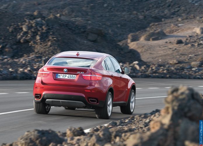 2009 BMW X6 - фотография 28 из 45