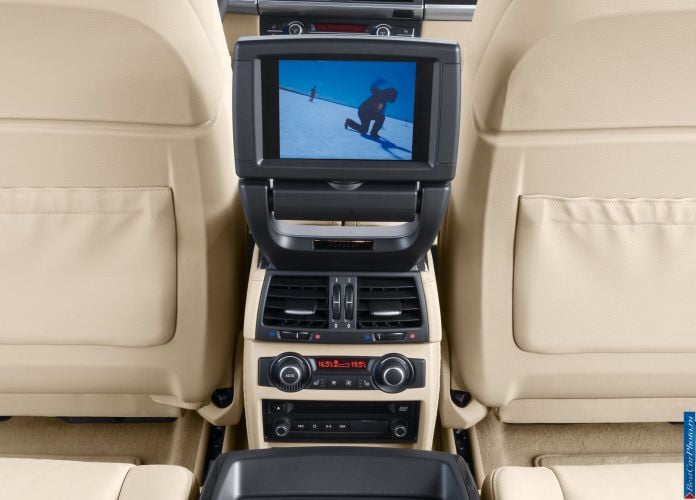 2009 BMW X6 - фотография 35 из 45