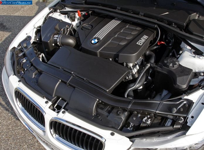2010 BMW 320d Sedan efficientdynamics - фотография 13 из 13