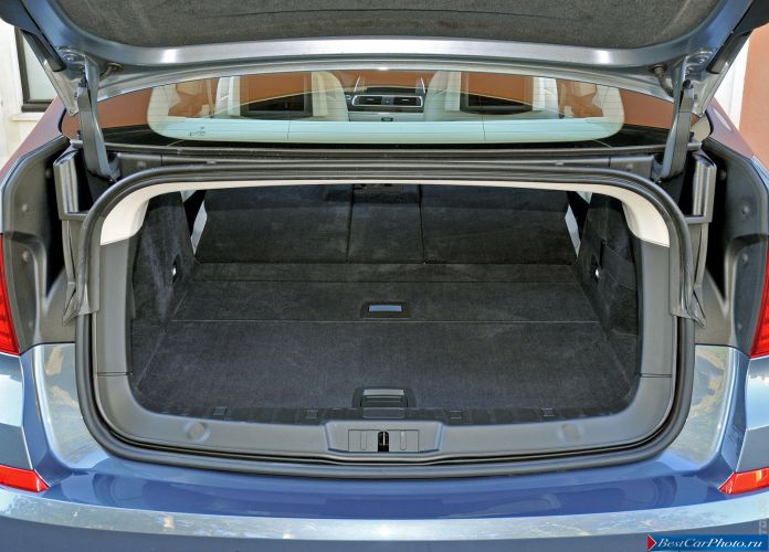 2010 BMW 5-series Gran Turismo - фотография 154 из 193