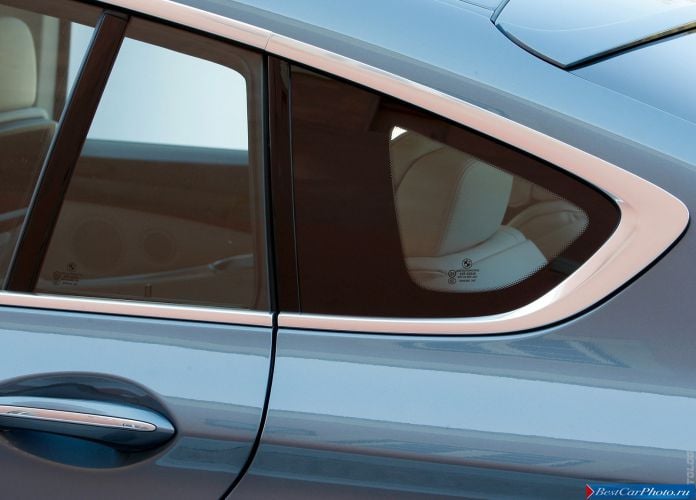 2010 BMW 5-series Gran Turismo - фотография 160 из 193 2010 BMW 5-series Gran Turismo - фотография 160 из 193