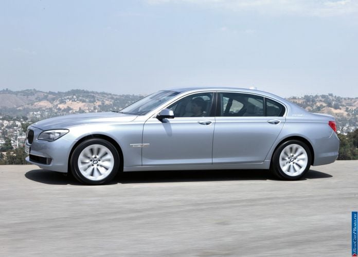 2010 BMW 7-series ActiveHybrid - фотография 4 из 24