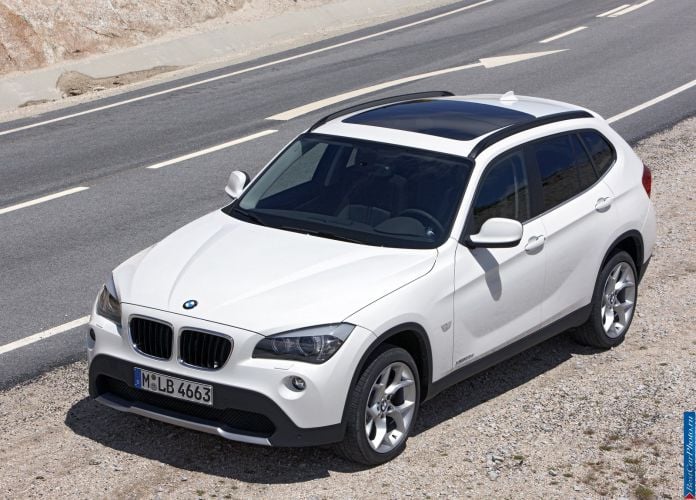 2010 BMW X1 - фотография 8 из 183