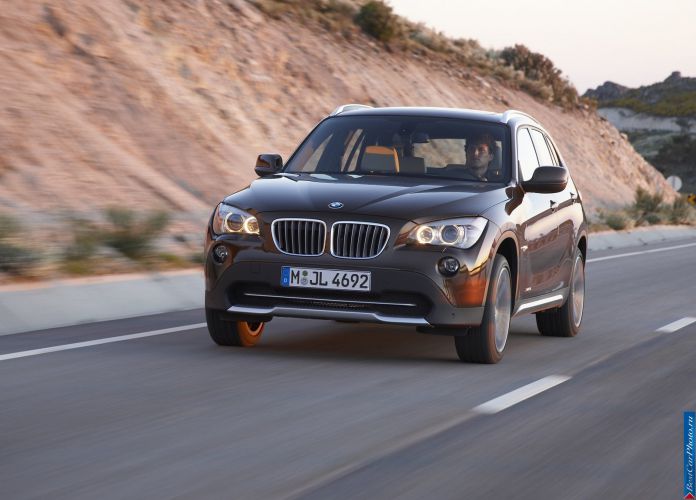 2010 BMW X1 - фотография 17 из 183