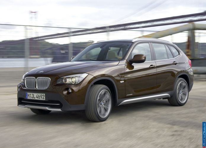 2010 BMW X1 - фотография 56 из 183 2010 BMW X1 - фотография 56 из 183