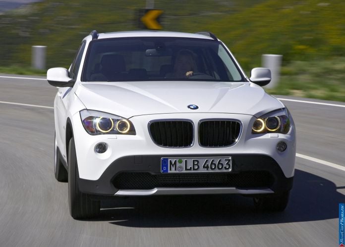 2010 BMW X1 - фотография 68 из 183 2010 BMW X1 - фотография 68 из 183