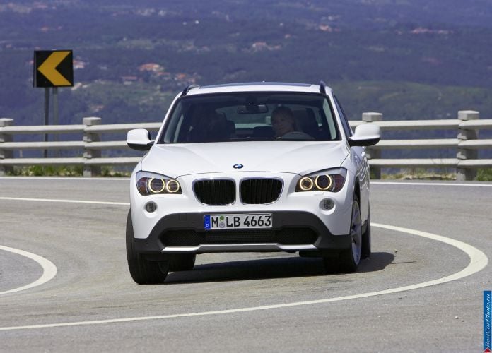 2010 BMW X1 - фотография 69 из 183 2010 BMW X1 - фотография 69 из 183