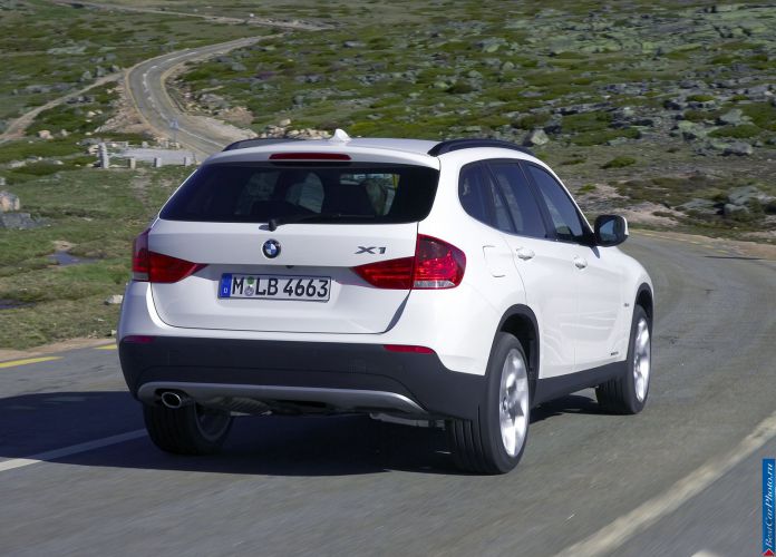 2010 BMW X1 - фотография 87 из 183 2010 BMW X1 - фотография 87 из 183