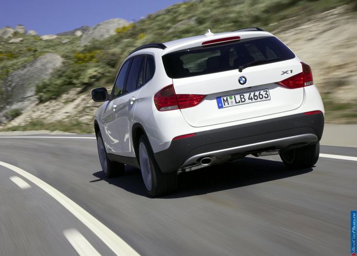 2010 BMW X1 - фотография 102 из 183 2010 BMW X1 - фотография 102 из 183