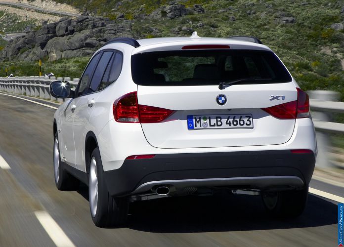 2010 BMW X1 - фотография 104 из 183 2010 BMW X1 - фотография 104 из 183