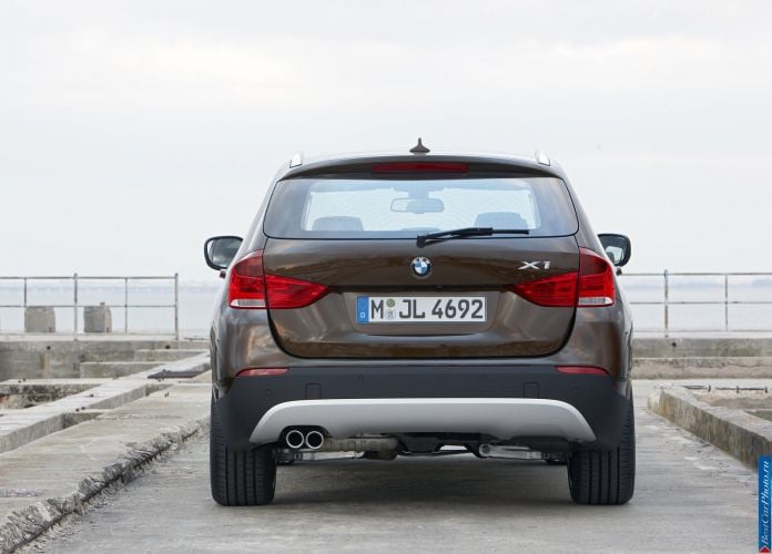 2010 BMW X1 - фотография 125 из 183 2010 BMW X1 - фотография 125 из 183