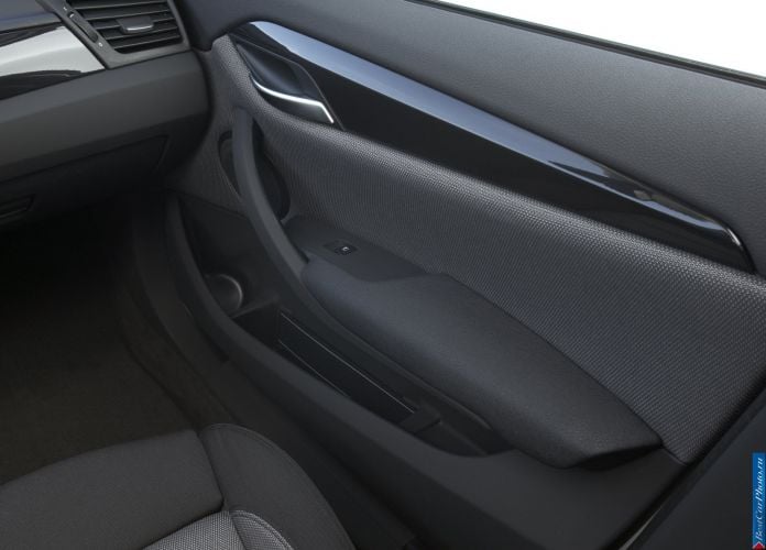 2010 BMW X1 - фотография 150 из 183 2010 BMW X1 - фотография 150 из 183