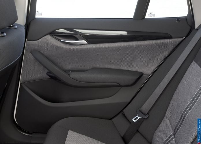 2010 BMW X1 - фотография 151 из 183
