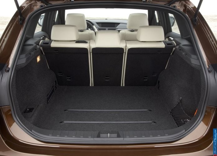 2010 BMW X1 - фотография 157 из 183 2010 BMW X1 - фотография 157 из 183