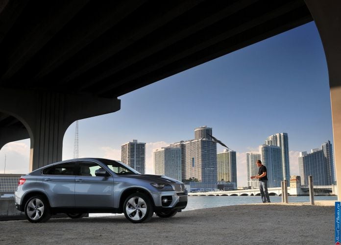 2010 BMW X6 ActiveHybrid - фотография 5 из 164