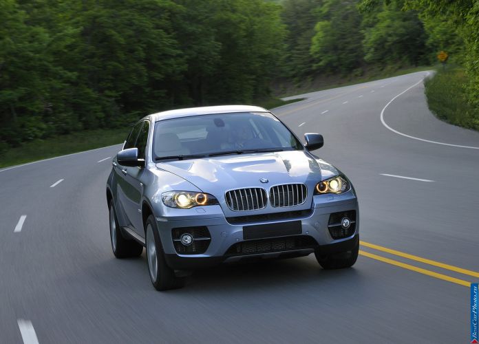 2010 BMW X6 ActiveHybrid - фотография 18 из 164