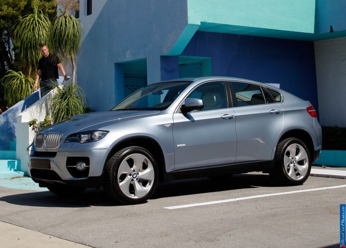 2010 BMW X6 ActiveHybrid - фотография 46 из 164